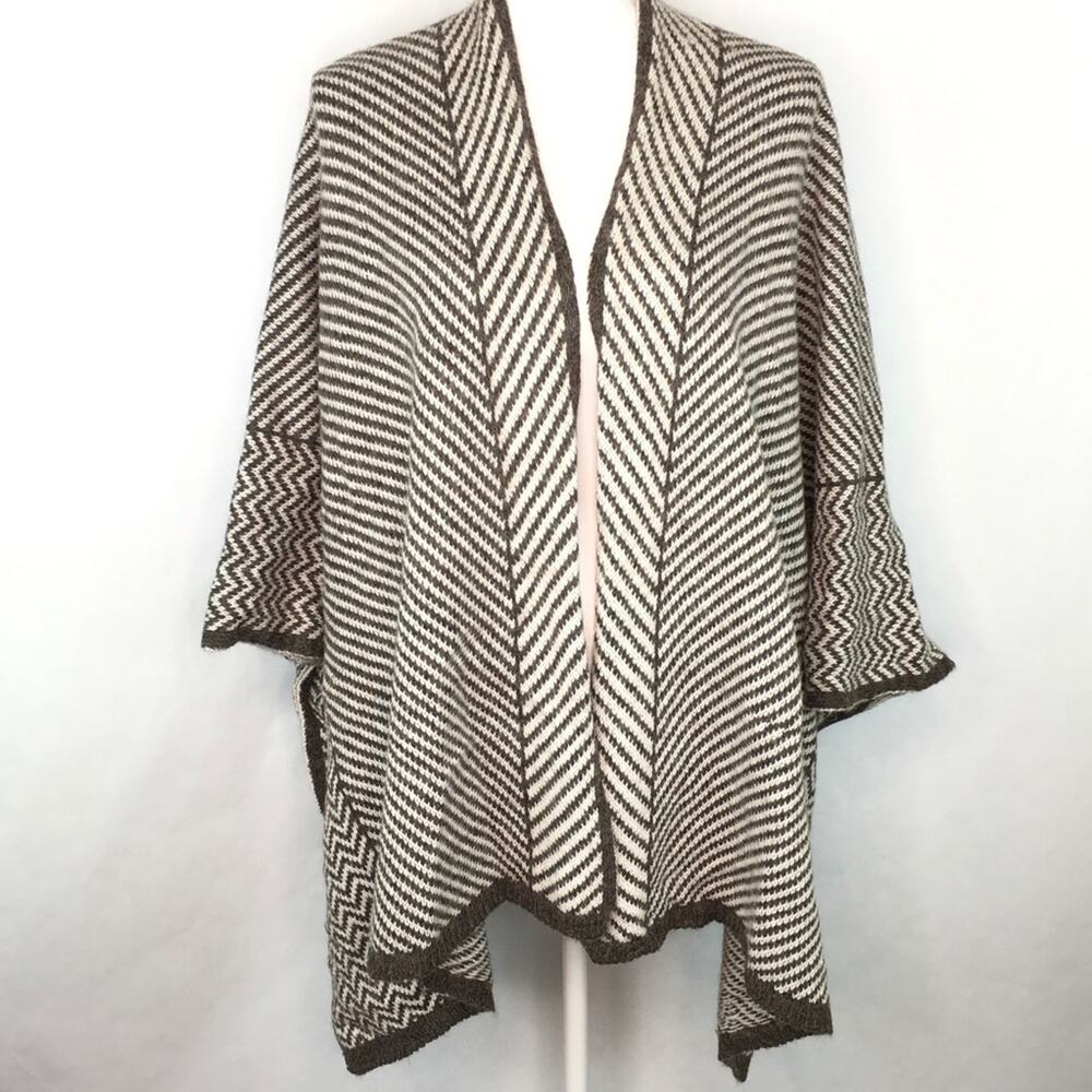 Nicki Colombo Poncho Sweater Brown Striped Size OS Italian Alpaca Wool